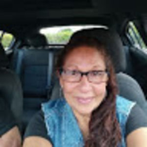 Meet your Posher, Sandra